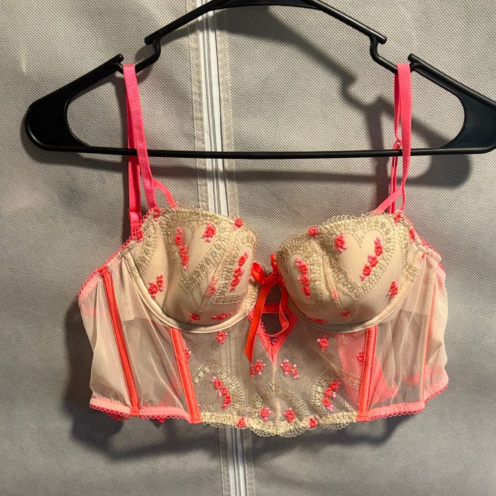 Victoria Secret Embroidered Pink and Cream floral Bustier